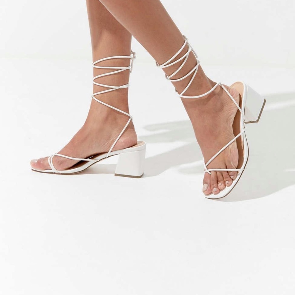 Urban Outfitters
Women's White Uo Alexa Strappy